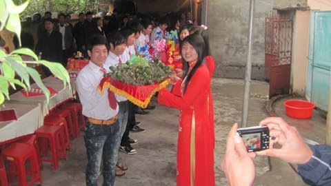 Ảnh cưới độc giá…1 chầu cafe